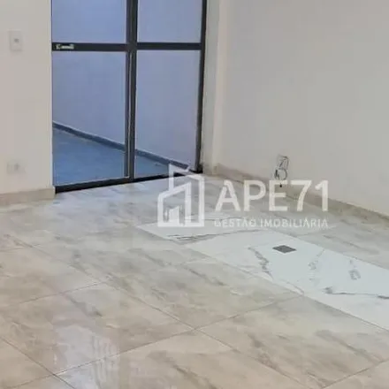 Rent this 3 bed house on Rua Loefgren 2204 in Mirandópolis, São Paulo - SP