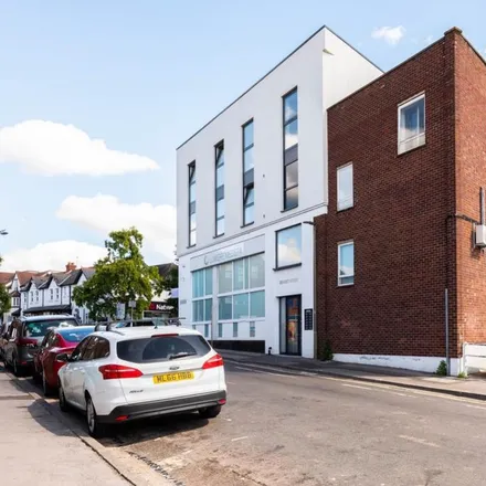 Rent this 1 bed apartment on Iceland in 108-110 London Road, Oxford
