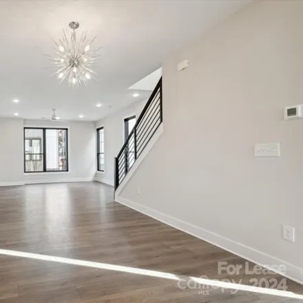 Image 7 - The Artizia at LoSo, 200 East Cama Street, Charlotte, NC 28217, USA - Townhouse for rent