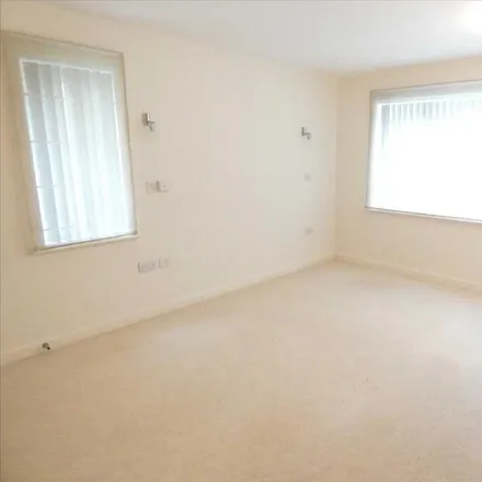 Image 6 - Fisherman's Avenue, Bournemouth, Christchurch and Poole, BH6 3TD, United Kingdom - Apartment for rent