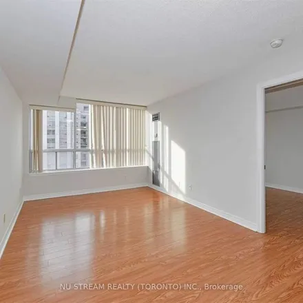 Image 3 - 104 Galleria Parkway, Markham, ON L3T 0A5, Canada - Apartment for rent