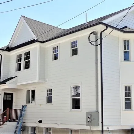 Rent this 3 bed townhouse on 19 Loomis Ave Unit 19 in Watertown, Massachusetts