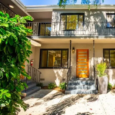 Rent this 2 bed house on 18th Court in Santa Monica, CA 90404
