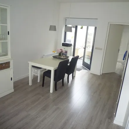 Rent this 1 bed apartment on Van Heeswijkstraat 30 in 5071 CV Udenhout, Netherlands