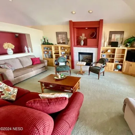 Image 9 - South Lake Drive, Watertown, SD, USA - House for sale