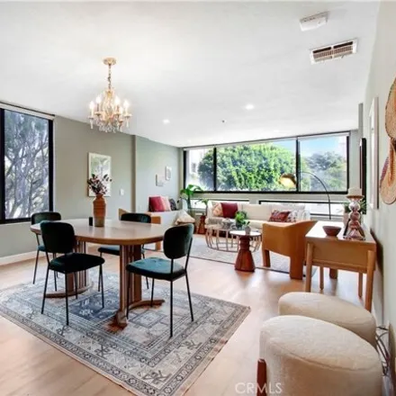 Image 4 - The Promenade Condominiums, 700` West 1st Street, Los Angeles, CA 90012, USA - Condo for sale