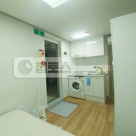 Image 3 - 서울특별시 송파구 잠실동 294-25 - Apartment for rent