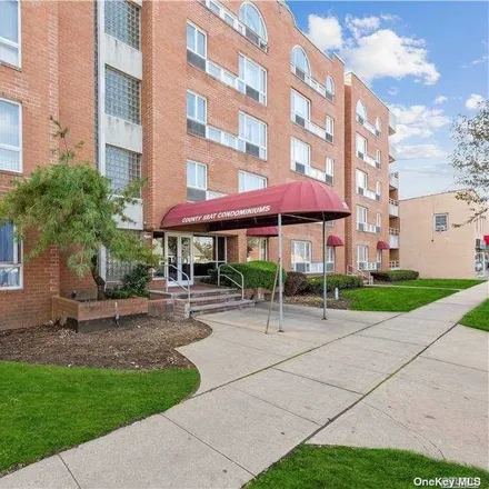Rent this 2 bed apartment on County Seat Condominiums in 205 Mineola Boulevard, Village of Mineola