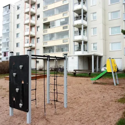 Rent this 2 bed apartment on Ramsayntie 5 in 07940 Loviisa, Finland