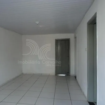 Buy this 2 bed house on Rua Alfredo Maluf in Vila Pires, Santa Bárbara d'Oeste - SP