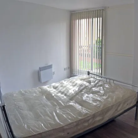 Image 4 - Monarch Way, London, IG2 7NY, United Kingdom - Apartment for rent