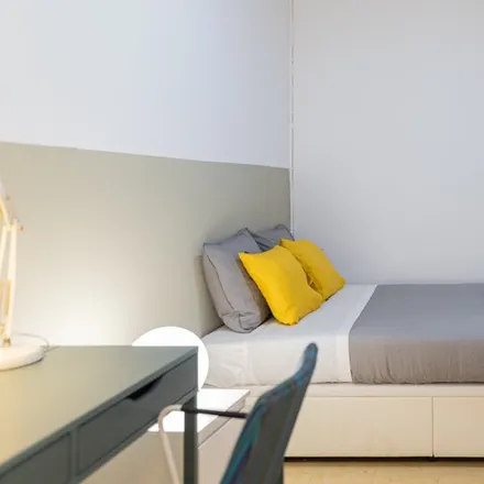 Rent this 6 bed room on Carrer de València in 312, 08013 Barcelona
