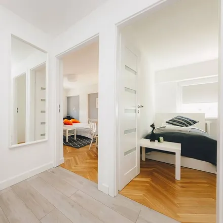 Image 2 - Aleja Solidarnosci 98 m. 130 - Apartment for rent