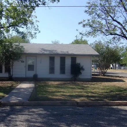 Buy this 3 bed house on 1118 Ash Street in Llano, TX 78643