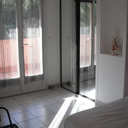 Rent this 4 bed house on Rue du Totem Azur in 13090 Aix-en-Provence, France