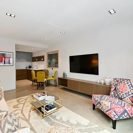 Image 2 - Babmaes Street, London, SW1Y 6HD, United Kingdom - Apartment for rent