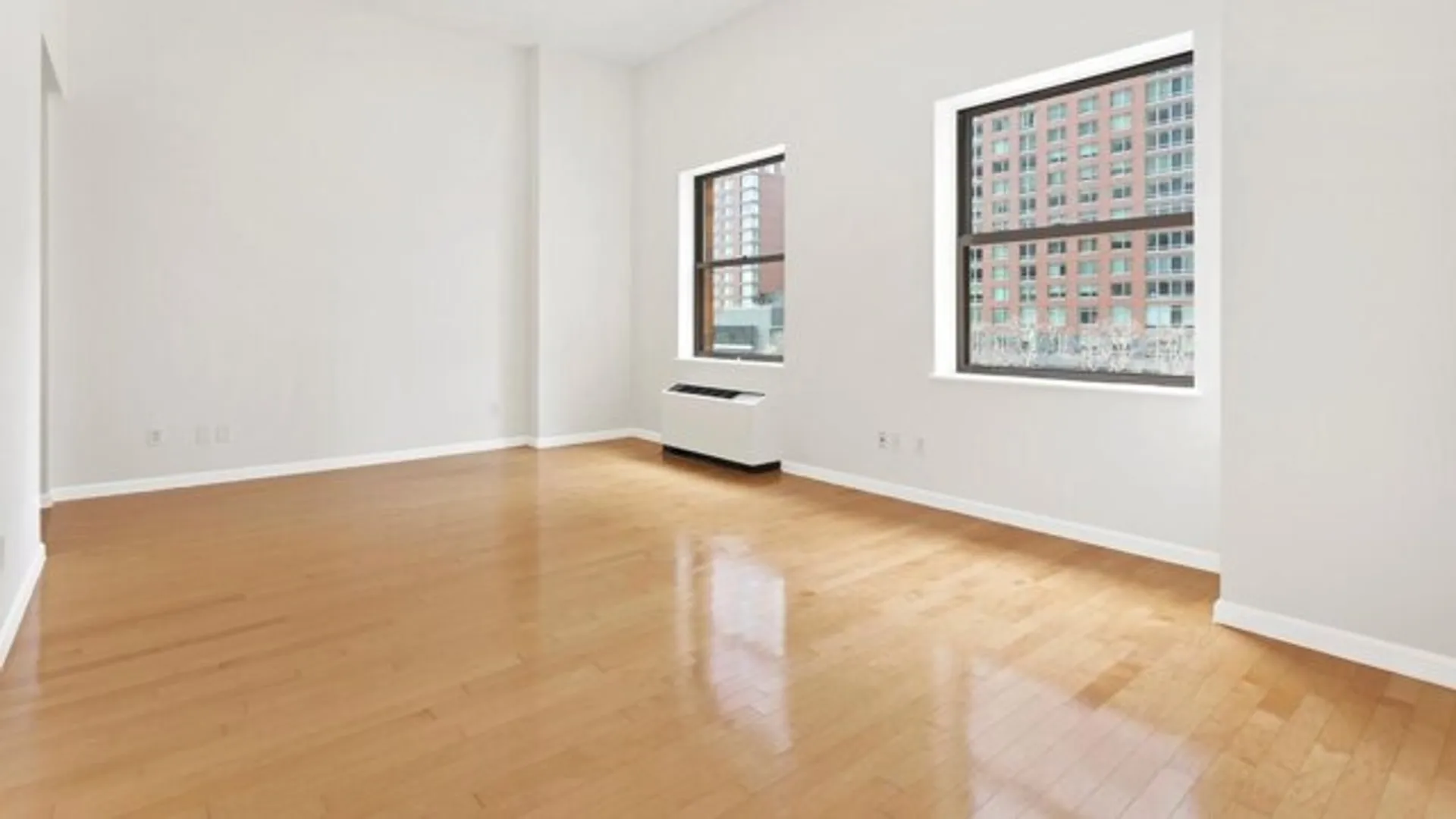 The Downtown Club, 20 West Street, New York, NY 10280, USA | Studio apartment for rent