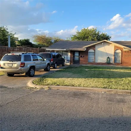 Buy this 3 bed house on 2437 Fort Worth Street in Grand Prairie, TX 75050