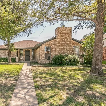 Buy this 3 bed house on 2406 Limestone Lane in Garland, TX 75040