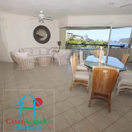 Buy this 3 bed apartment on Privada Paseo del Caracol in Fracc. El Pueblito del Revolcadero, 39890 Puerto Marqués