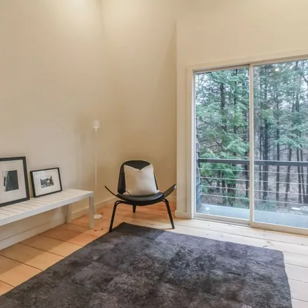 Rent this 3 bed apartment on 19 Spargo Road in Roxbury, Northwest Hills Planning Region