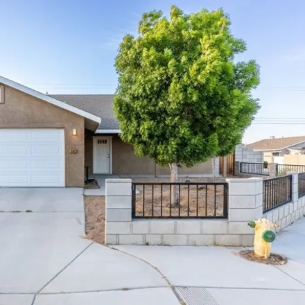 Buy this 3 bed house on 831 South Inyo Street in Ridgecrest, CA 93555