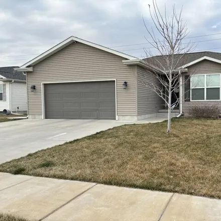 Buy this 5 bed house on 328 Dawn Drive in Columbus, NE 68601