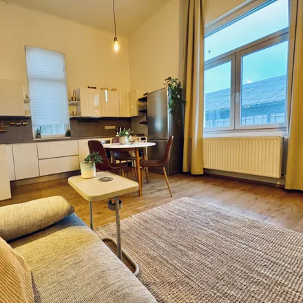 Image 3 - Belvárosi Piac, Budapest, Hold utca 13, 1054, Hungary - Apartment for rent