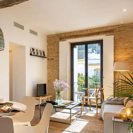 Rent this studio apartment on Calle Moratín in 17, 41001 Seville