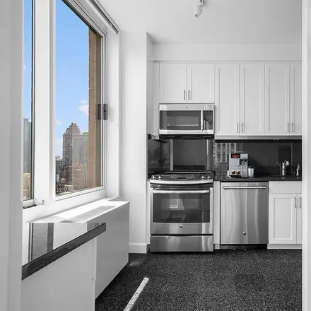 Image 3 - 351 East 79th, Unit 7D - Apartment for rent