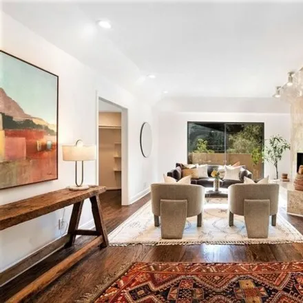 Image 3 - 8153 Willow Glen Road, Los Angeles, CA 90046, USA - House for sale