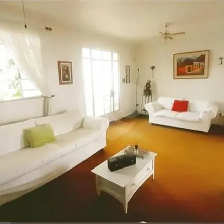 Buy this 4 bed house on Rua das Rosas 475 in Mirandópolis, São Paulo - SP
