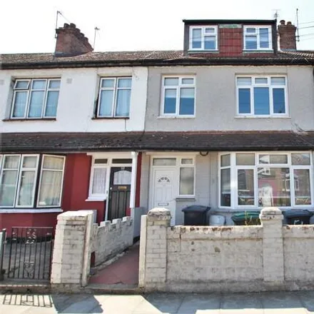 Rent this 4 bed house on 89 Manor Road in London, N17 0JG