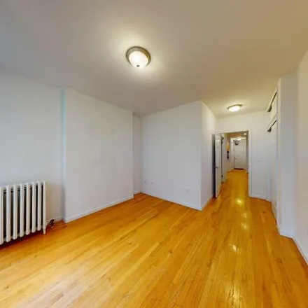 Image 7 - 439 West 51st Street, New York, NY 10019, USA - Apartment for rent
