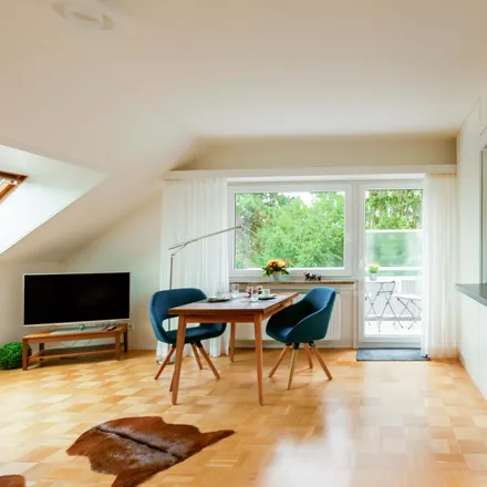 Rent this 1 bed apartment on Corelliweg 14 in 70195 Stuttgart, Germany