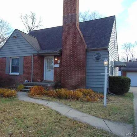 Rent this 3 bed house on 2204 East Kalama Avenue in Royal Oak, MI 48067