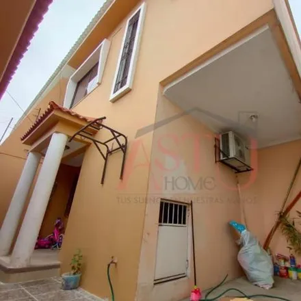 Buy this 3 bed house on 2 Pasaje 5 in 090504, Guayaquil