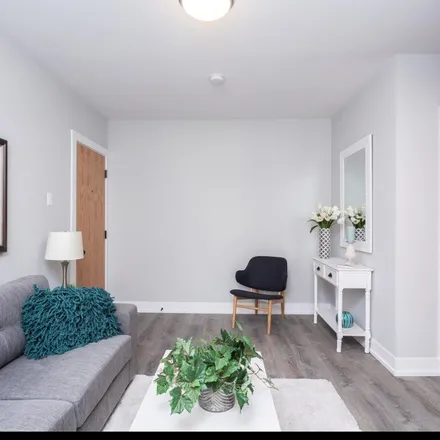 Image 5 - 429 West Belden Avenue - Apartment for rent