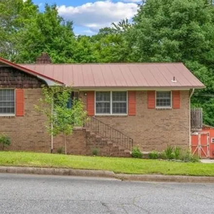 Buy this 3 bed house on 3579 Woodview Drive in High Point, NC 27265