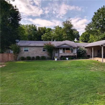 Buy this 3 bed house on 501 Moore Street in Charleston, Franklin County
