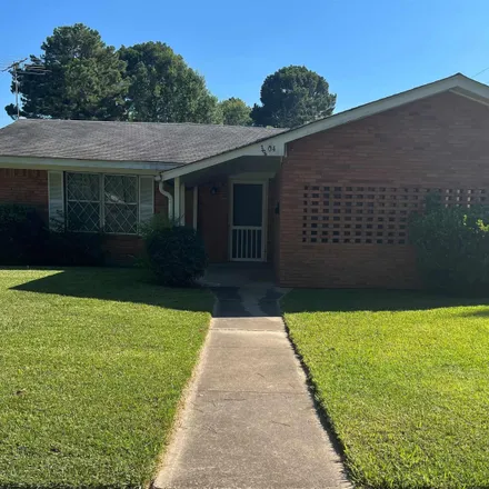 Buy this 3 bed house on 3801 Old Warren Road in Pine Bluff, AR 71603