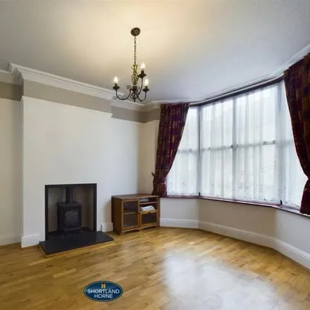 Image 3 - 134 Earlsdon Avenue North, Coventry, CV5 6FZ, United Kingdom - Townhouse for rent