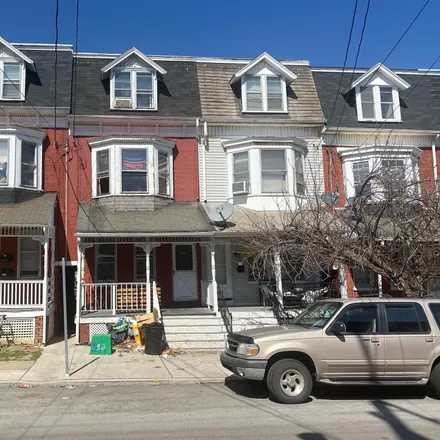 Buy this 3 bed townhouse on 429 East Prospect Street in York, PA 17403