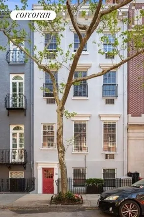 Image 1 - 35 West 11th Street, New York, NY 10011, USA - Townhouse for sale