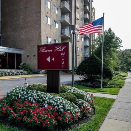 Buy this 2 bed condo on 100 West Avenue in Jenkintown, PA 19046