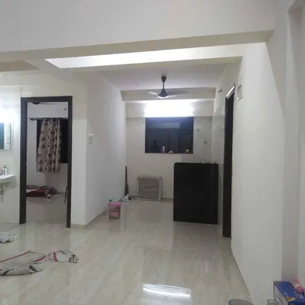 Image 5 - Haridas Nagar Road, Zone 4, Mumbai - 400091, Maharashtra, India - Apartment for rent
