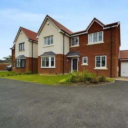 Buy this 4 bed house on Doncaster Road in Hatfield, DN7 6AT
