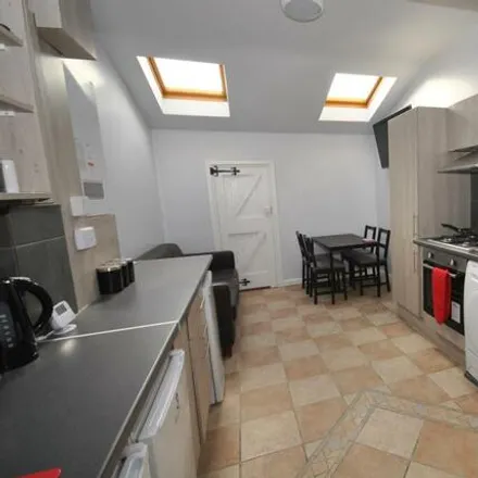 Rent this 1 bed townhouse on Chesterfield College in Infirmary Road, Tapton