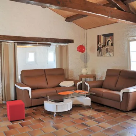 Rent this 3 bed apartment on 2 Place de l'Hôtel de Ville in 85230 Beauvoir-sur-Mer, France