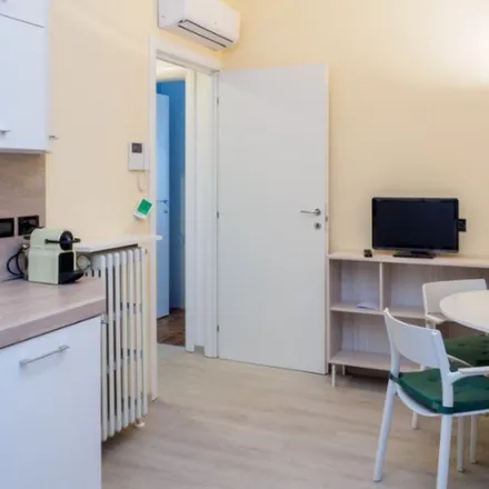 Image 2 - Via Grosseto 6, 20156 Milan MI, Italy - Apartment for rent